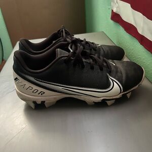 Nike Vapor Black and White Sports Cleats